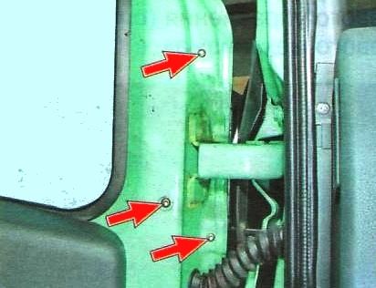 Desmontaje y montaje de la puerta de la cabina GAZelle Next