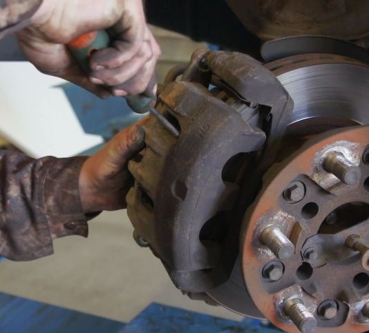 Replacing GAZelle Next brake pads