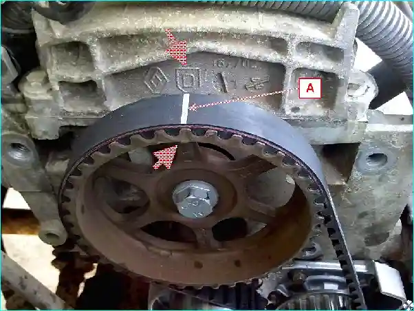 Renault Установка поршня первого цилиндра в ВМТ такта сжатия Renault Logan