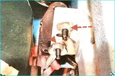 Renault Renault Renault Renault Renault Renault Замена адсорбера системы улавливания паров топлива Renault Logan