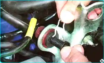 Renault Renault Renault Renault Renault Регулировка троса привода дроссельной заслонки  Renault Logan