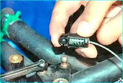 Renault Замена прокладки головки блока цилиндров Renault Logan