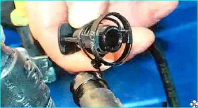 Renault Замена прокладки головки блока цилиндров Renault Logan