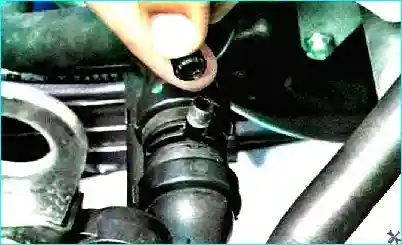 Renault Замена охлаждающей жидкости Renault Logan