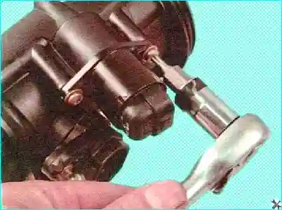 Renault Renault Renault Renault Замена регулятора холостого хода Renault Logan