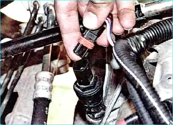 Renault Замена датчика скорости автомобиля