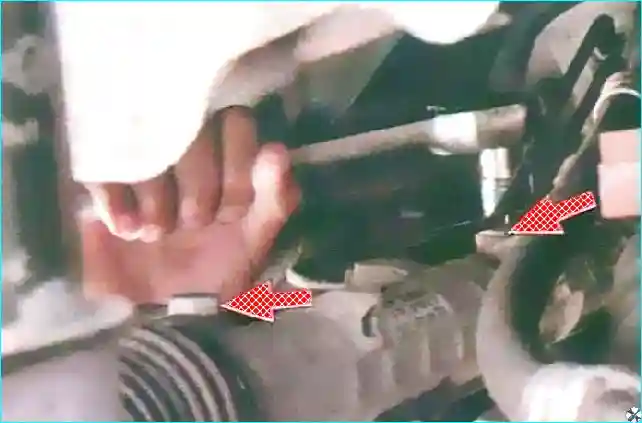 Renault Замена рулевого механизма  автомобиля Renault Logan