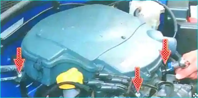 Renault Renault Снятие и установка воздушного фильтра Renault Logan