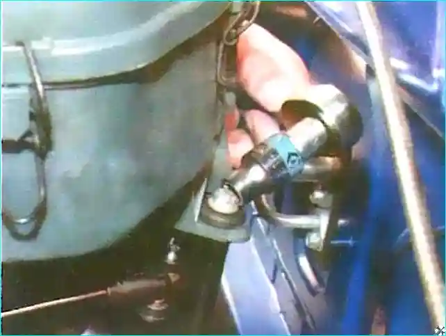 Renault Renault Снятие и установка воздушного фильтра Renault Logan