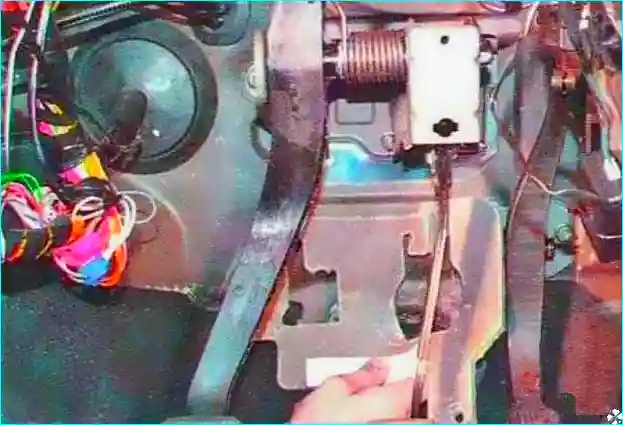 Renault Замена вакуумного усилителя Renault Logan