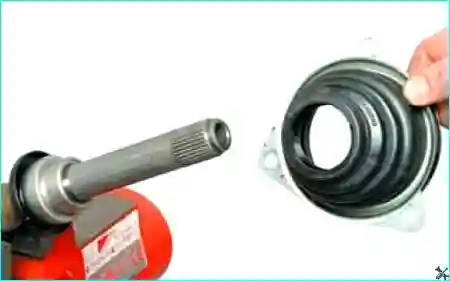 Renault Ремонт шарниров равных угловых скоростей Renault Logan