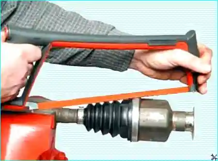 Renault Ремонт шарниров равных угловых скоростей Renault Logan