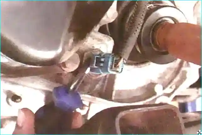 Renault Как снять и установить КПП на Renault Logan