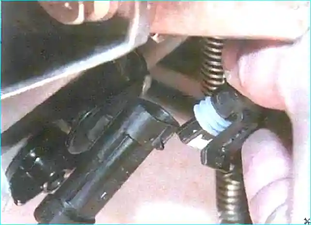 Renault Как снять и установить КПП на Renault Logan