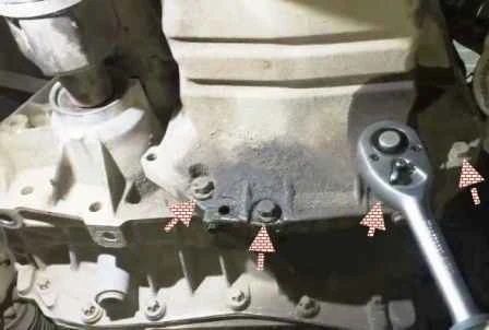 Replacing the Renault Sandero engine sump gasket