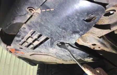 Replacing the Renault Sandero engine sump gasket