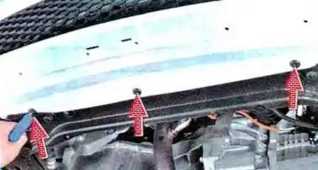 Extracción de guardabarros y parachoques de un Renault Sandero
