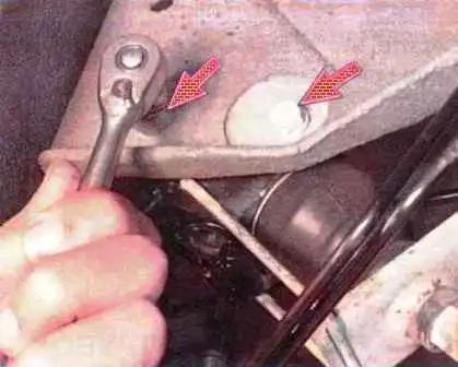 Replacing the brake pressure regulator