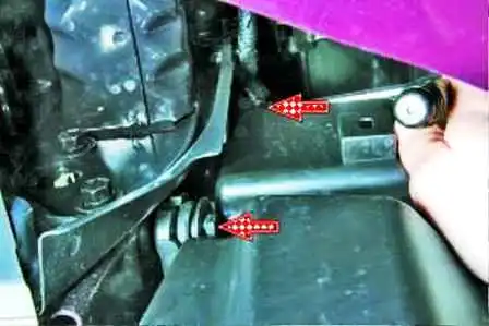 Reemplazo del elemento y la carcasa del filtro de aire Hyundai Solaris