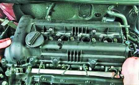 How to replace a Hyundai Solaris engine head gasket