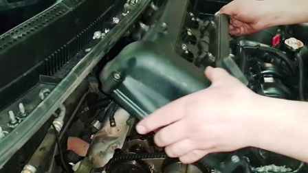 How to remove Hyundai Solaris engine camshafts