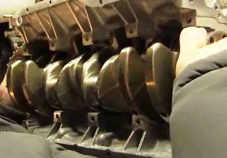 How to replace crankshaft G4FA Hyundai Solaris