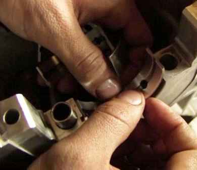 How to replace crankshaft G4FA Hyundai Solaris