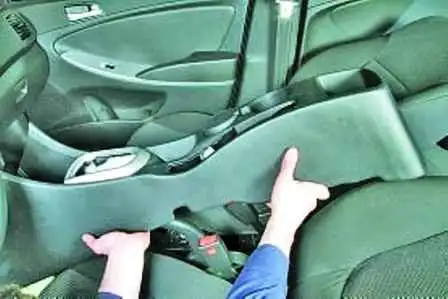 Як замінити датчики та блок системи безпеки Hyundai Solaris