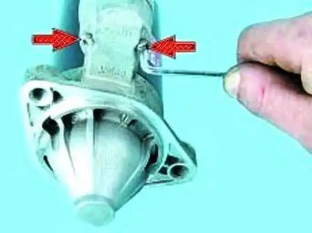 Desarmado y prueba de arranque de Hyundai Solaris
