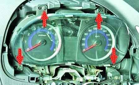 How to remove the Hyundai Solaris instrument cluster