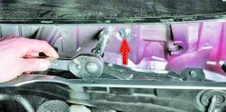 How to remove the Hyundai Solaris dashboard