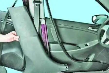 Как снять облицовки и арматуру салона автомобиля Hyundai Solaris