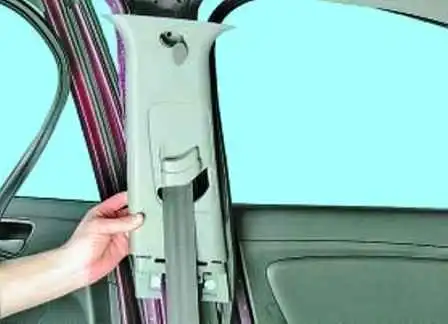Как снять облицовки и арматуру салона автомобиля Hyundai Solaris