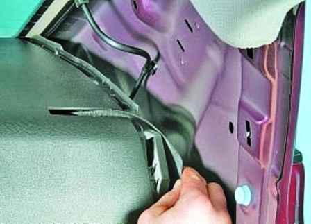 How to remove the cladding ki and fittings of the interior of the car Hyundai Solaris
