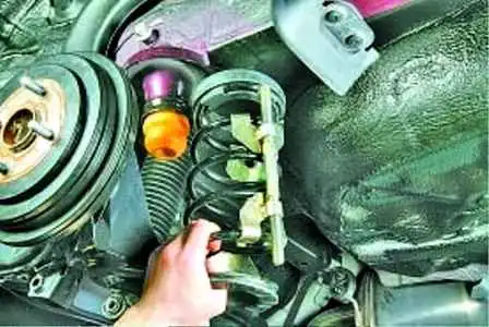 Снятие и установка балки задней подвески Hyundai Solaris