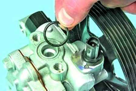 How to replace power steering pump for Hyundai Solaris