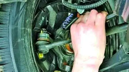 Конструкция и проверка рулевого управления Hyundai Solaris