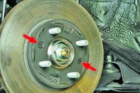 Reparación de freno de rueda delantera Hyundai Solaris