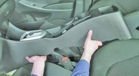 Hyundai Solaris parking brake repair and adjustment