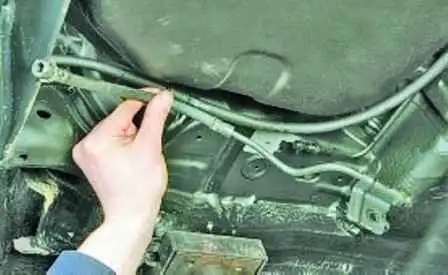 Замена шлангов и трубок тормозов автомобиля Hyundai Solaris
