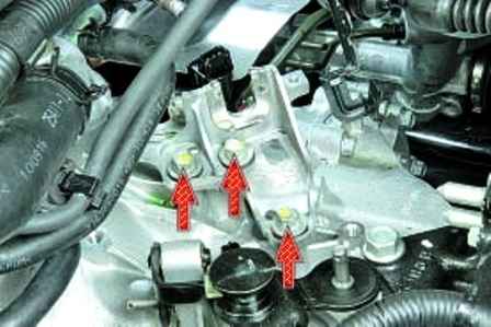 How to remove the Hyundai Solaris manual transmission