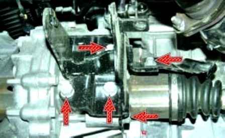 Removal and installation of automatic transmission of Hyundai Solaris