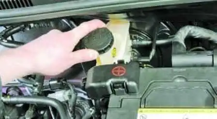 Заміна приводу зчеплення Hyundai Solaris