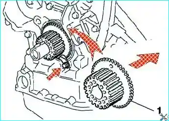 Установка компонентов при замене головок цилиндров Toyota Camry
