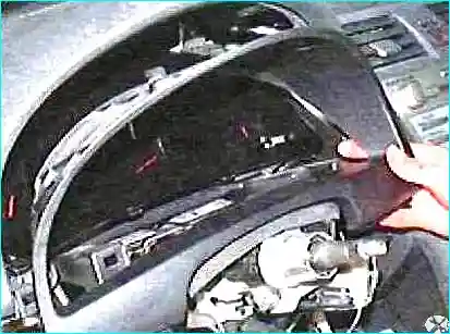 Снятие и установка комбинации приборов автомобиля