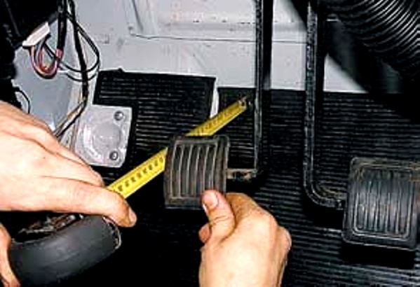  Adjustment of spring-lever clutch of UAZ-3151, -31512, -31514, -31519