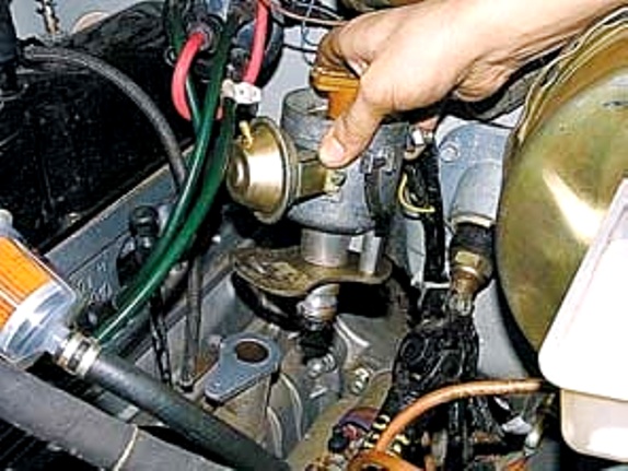 How to remove and install the ignition distributor sensor UAZ-3151, -31512, -31514, -31519