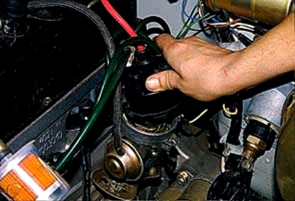 Як замінити свічки та встановити момент запалення УАЗ-3151, -31512, - 31514, -31519