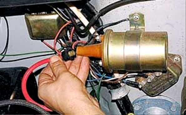 Замена элементов системы зажигания УАЗ-3151, -31512, -31514, -31519