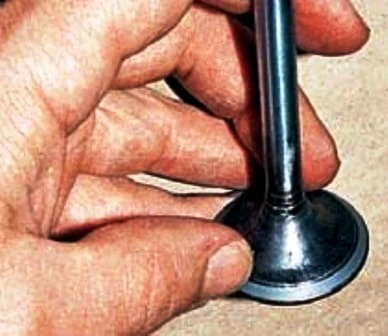 Зняття та ремонт головки блоку циліндрів двигуна УАЗ